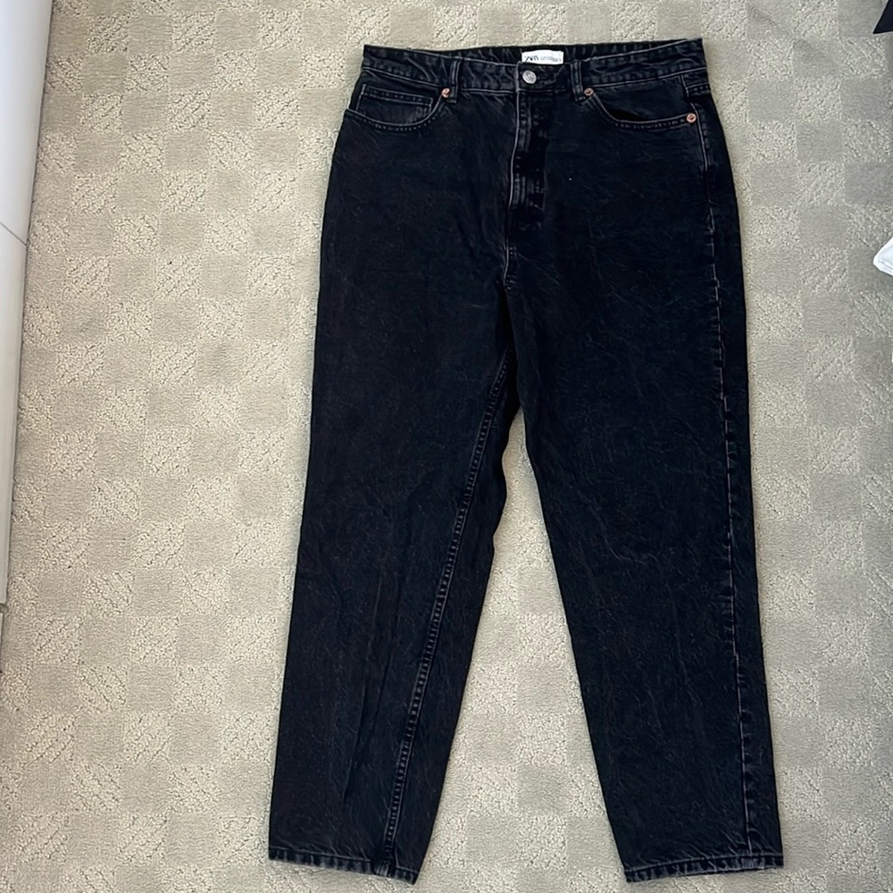 Zara Black High Waisted Straight Jean